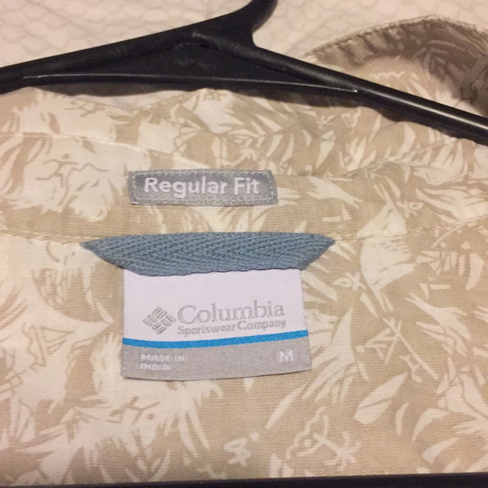 Columbia button up - Picture 4 of 5